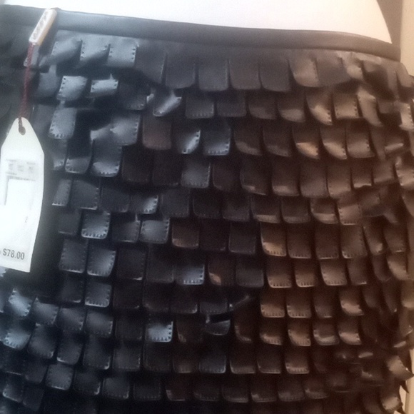 Max Studio Specialty Product black faux leather mini skirt size 8. - Picture 5 of 11